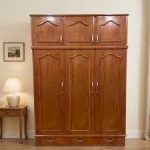 ROPERO PLACARD CBC 3 PUERTAS 3 CAJONES CEDRO NATURAL